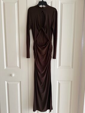 WAYF Brown Cutout Ruched Maxi Dress High Slit Size 8 Long Sleeve Bodycon